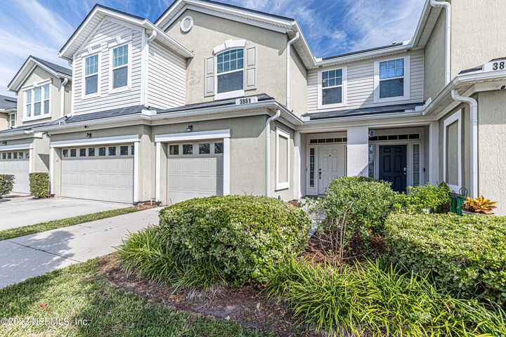 Property Photo: 3861 Aubrey Lane FL 32065