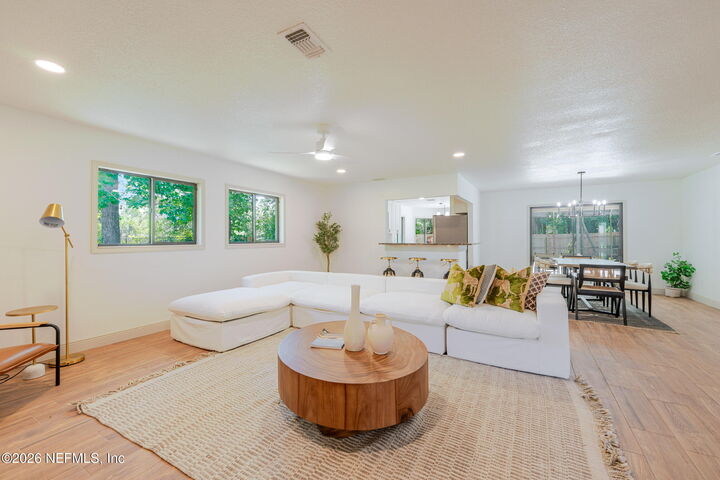Property Photo:  3 Westrobin Place  FL 32164 