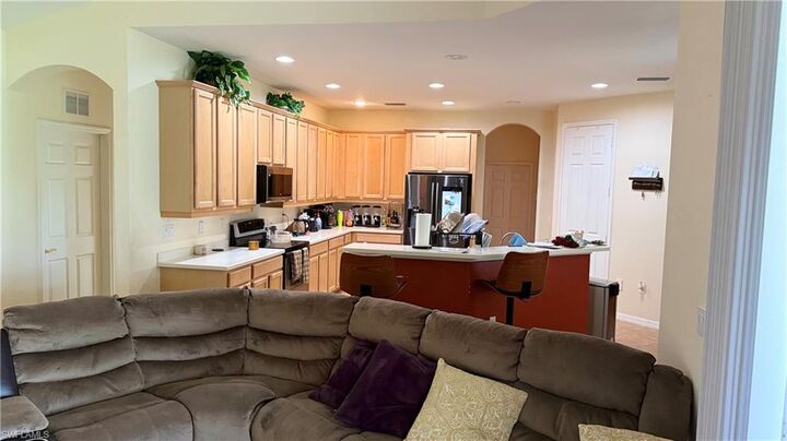 Property Photo:  10601 Sir Michaels Place Dr  FL 34135 