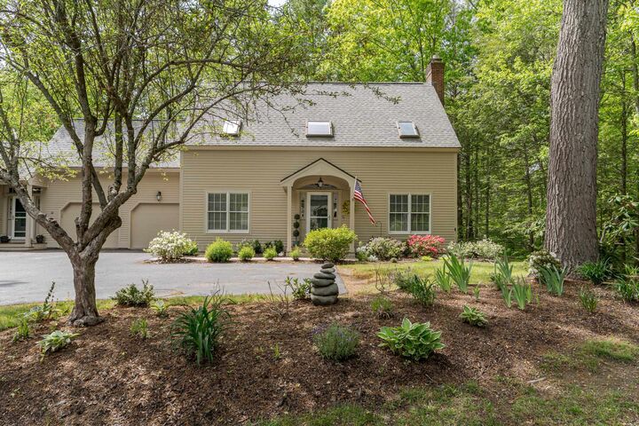Property Photo: 59 Stratham Road NH 03885