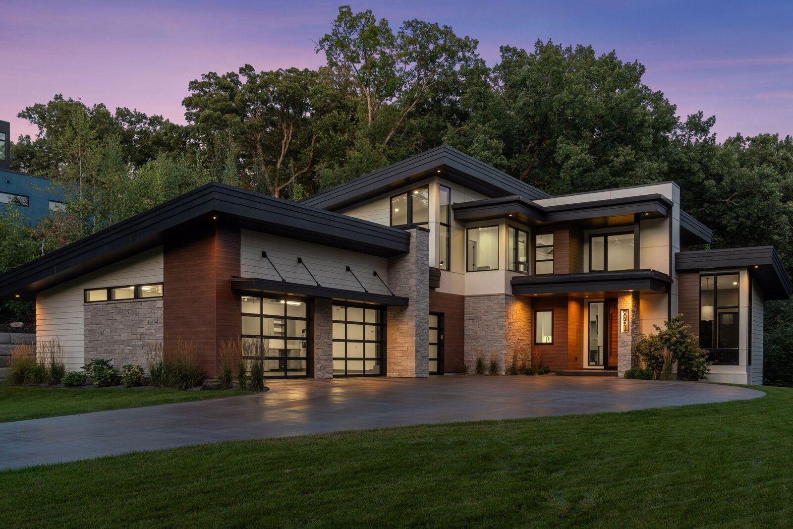 Property Photo:  6701 Cheyenne Trail  MN 55439 