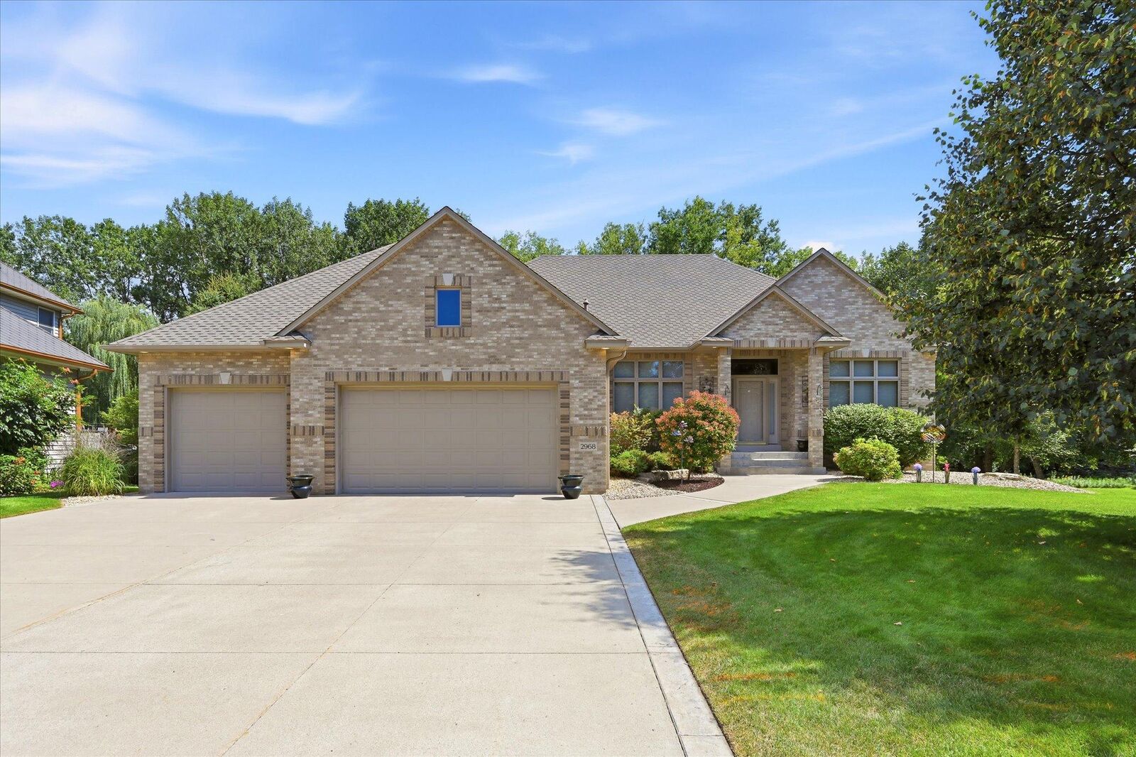 Property Photo:  2968 Aspen Lake Drive NE  MN 55449 