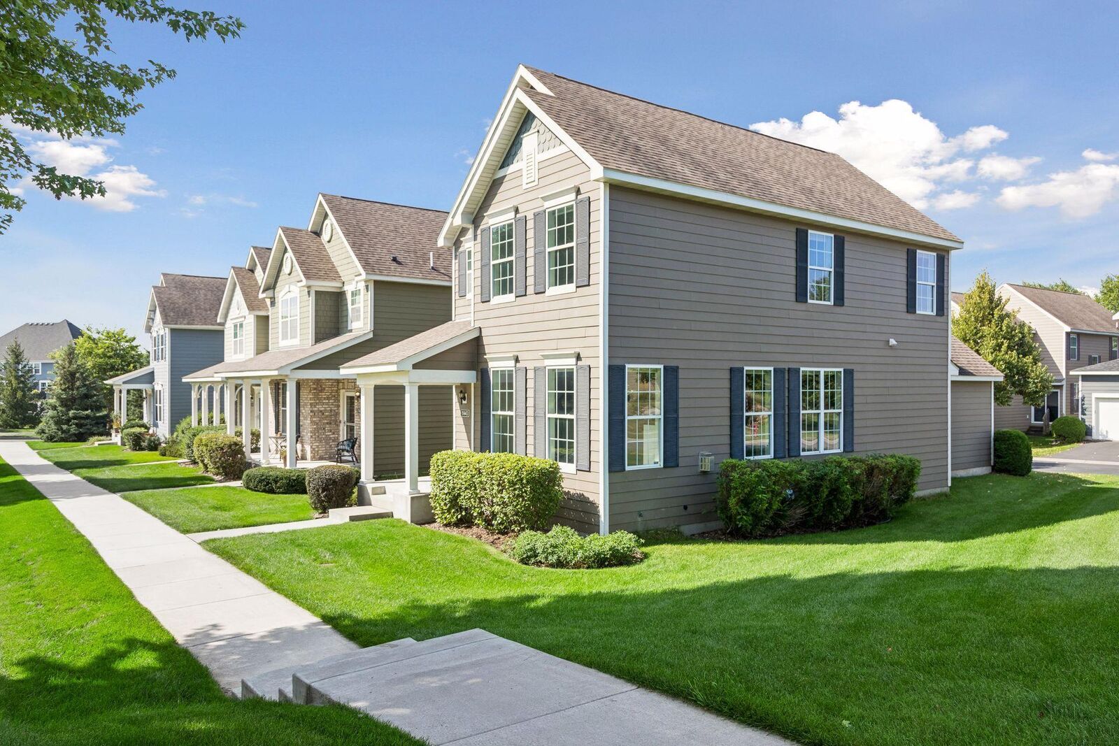 Property Photo: 11443 Beechwood Lane MN 55129