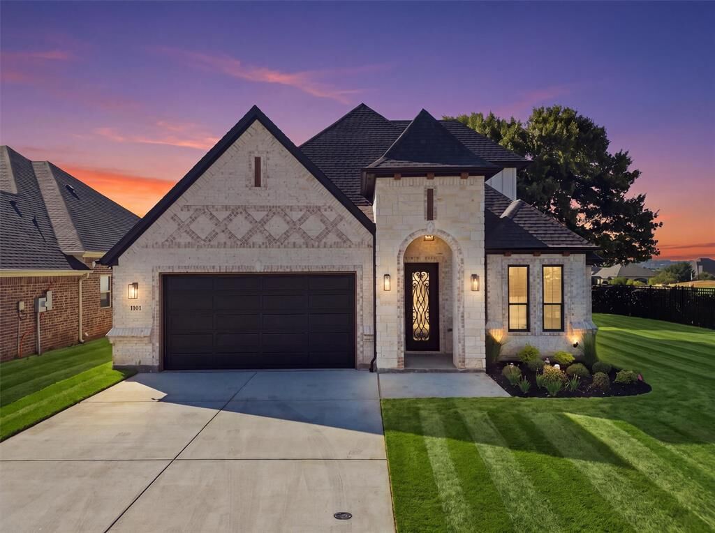 Property Photo:  1101 Aviara Court  TX 76048 