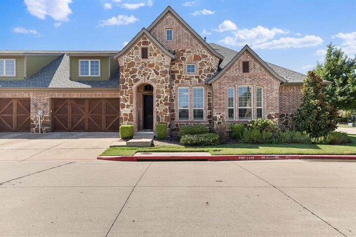 Property Photo: 8613 Shallowford Lane TX 75070
