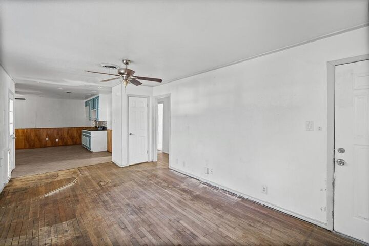 Property Photo:  756 Thomas Avenue  TX 76053 