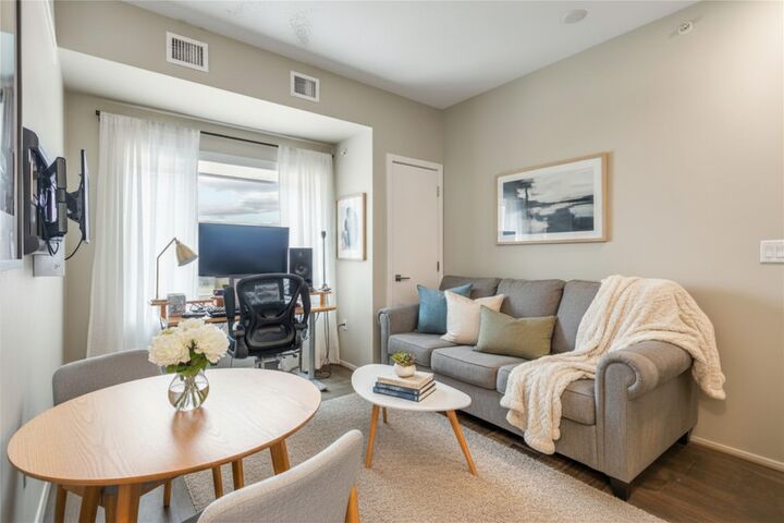 Property Photo: 722 Valley Road 515 BC V1V 2E6
