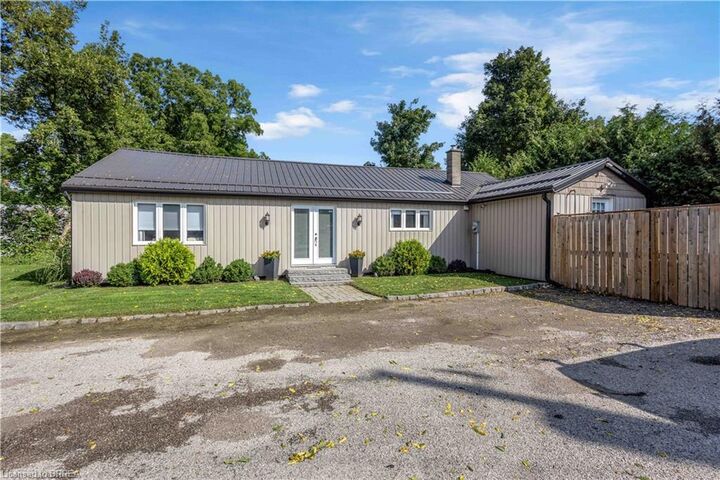 Property Photo:  114 King Street 3  ON N0E 1A0 