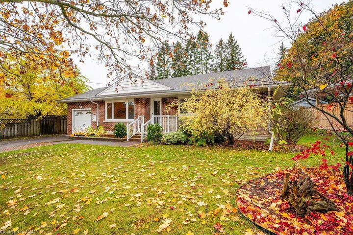 Property Photo: 543 Dunbar Road S Upper ON N2M 2X1
