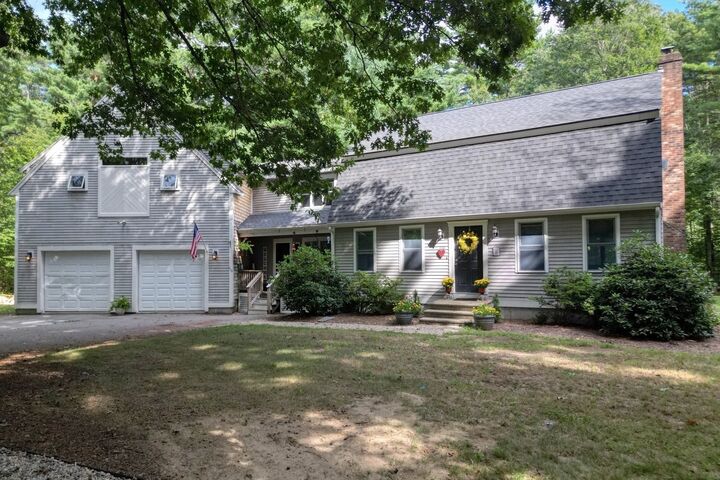Property Photo:  110 Ring Rd  MA 02364 