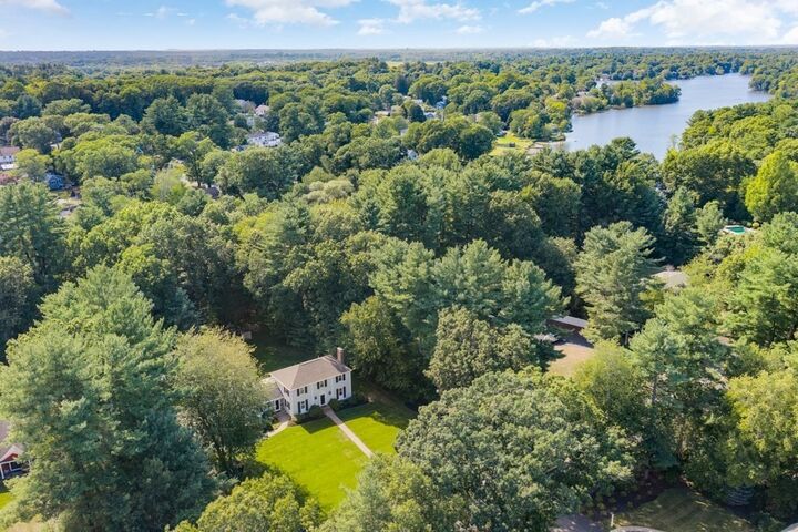 Property Photo:  24 Edgemere Rd  MA 01940 