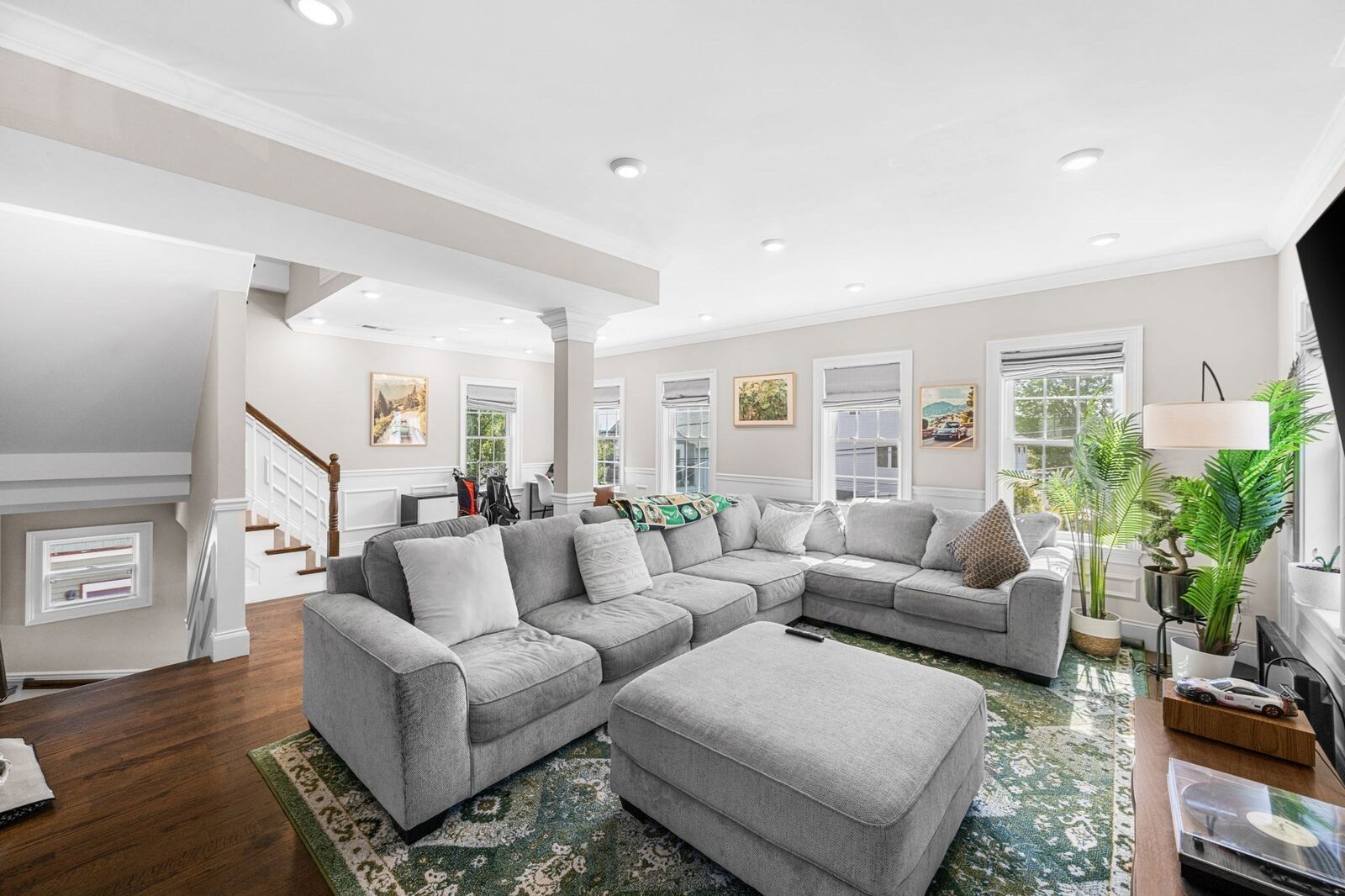 Property Photo:  36-38 Fenwick St 38  MA 02145 