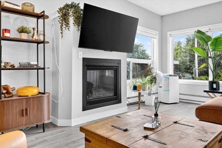 Property Photo:  1441 23 Avenue SW 206  AB T2T 0T6 