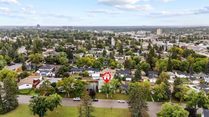 Photo de la propriété:  31 Foster Road SE  AB T2H 0V9 