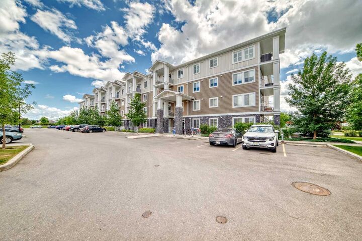 Property Photo:  522 Cranford Drive SE 4101  AB T3M 2L7 