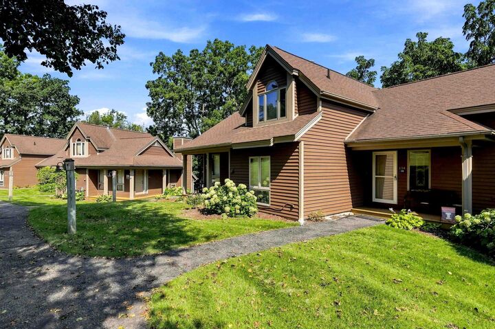 Property Photo:  134 Walnut Hill Drive  IL 61036 