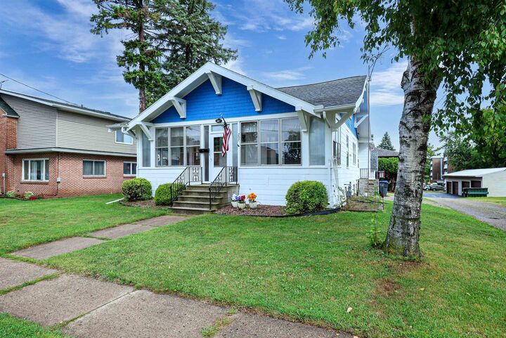 Property Photo:  207 E Hancock Street  WI 54961 