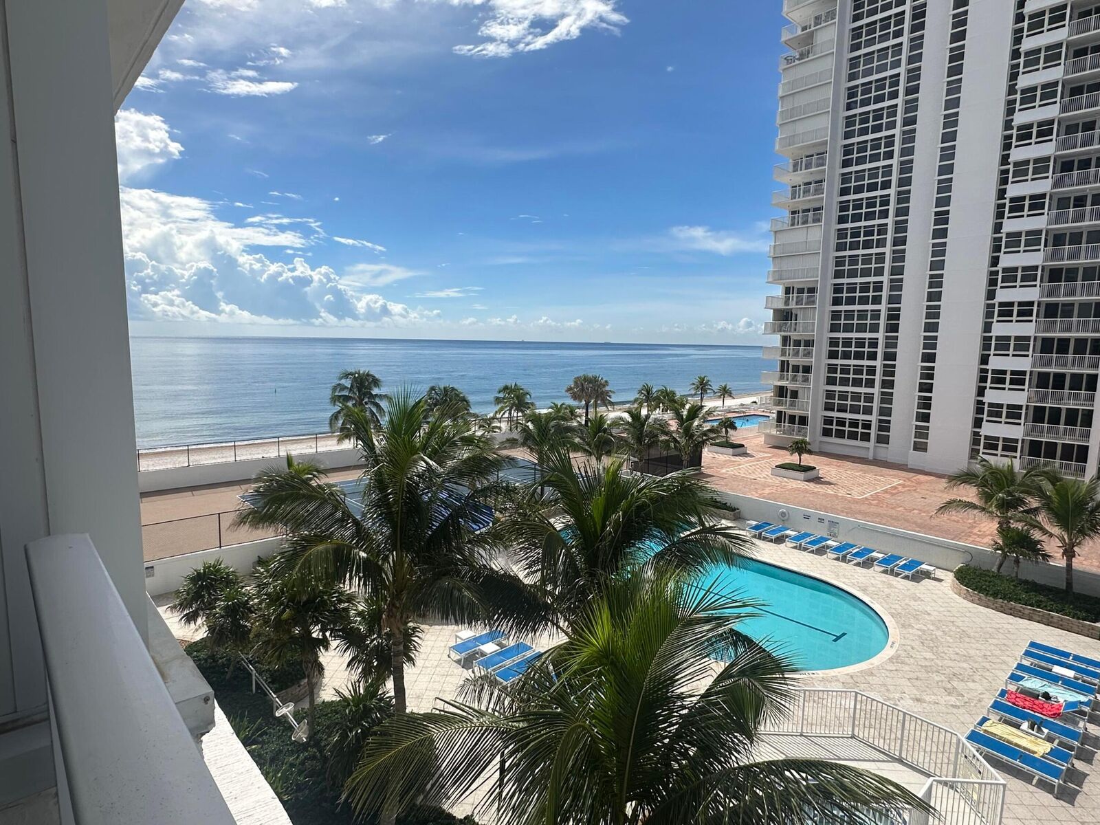 Property Photo:  1360 S Ocean Boulevard Apt 603  FL 33062 