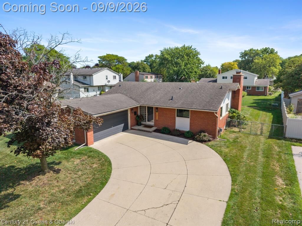 Property Photo: 16918 Comstock Street MI 48154