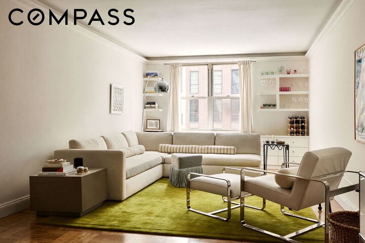 Property Photo:  13 W 13th Street 6bs  NY 10011 