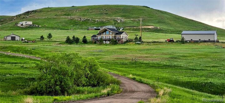 Property Photo: 7190 Nautique Circle CO 80118