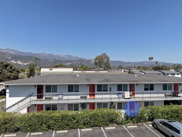 Property Photo: 160 Ash Avenue Apt 3 CA 93013