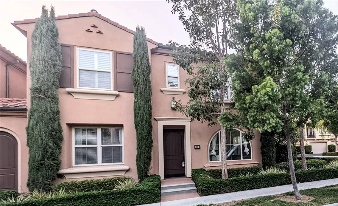 Property Photo:  85 Thornhurst  CA 92620 