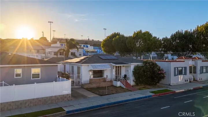 Property Photo:  1631 S Cabrillo  CA 90731 