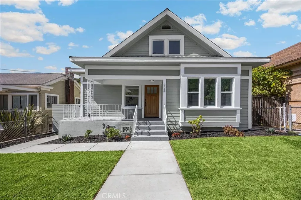 Property Photo:  724 Solano  CA 90012 