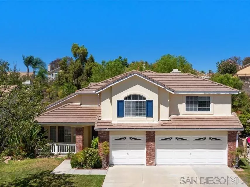 Property Photo: 32158 Camino Seneco CA 92592