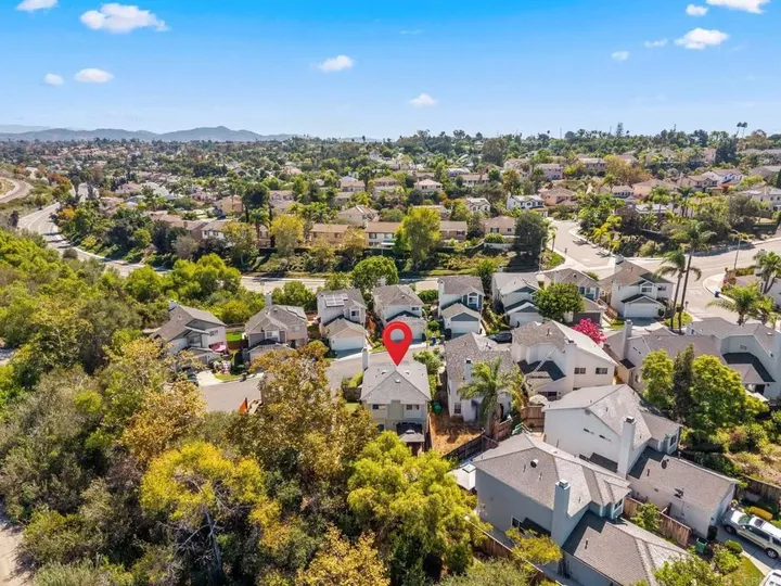 Property Photo:  2382 Maravilla Way  CA 92056 