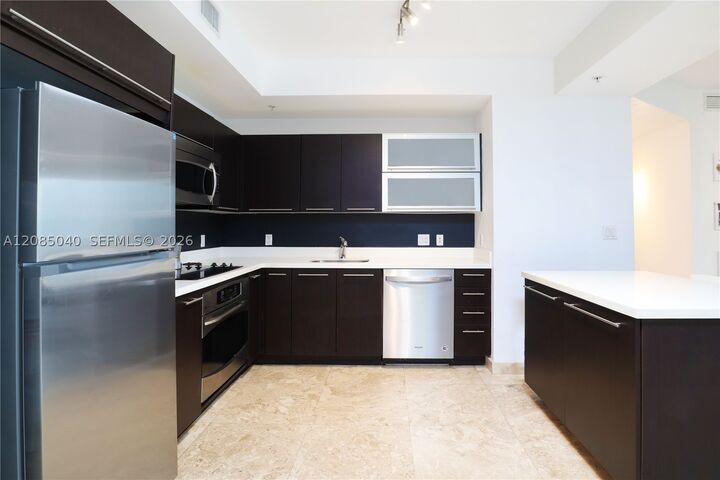 Property Photo: 90 SW 3rd St 3002 FL 33130