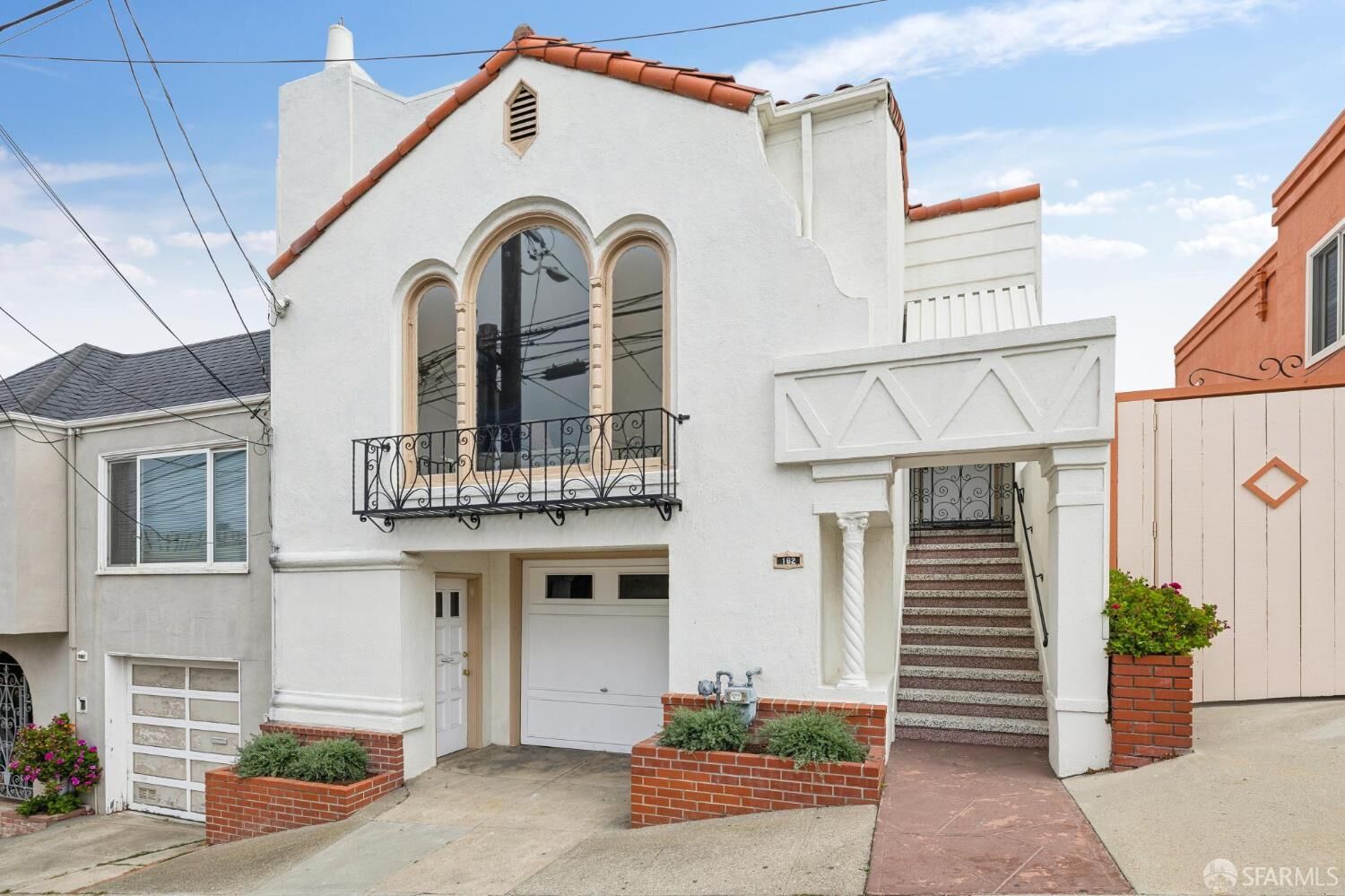 Property Photo: 162 Seneca Avenue CA 94112