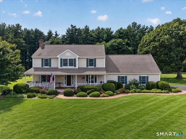 Property Photo:  13 High Field Lane  CT 06412 