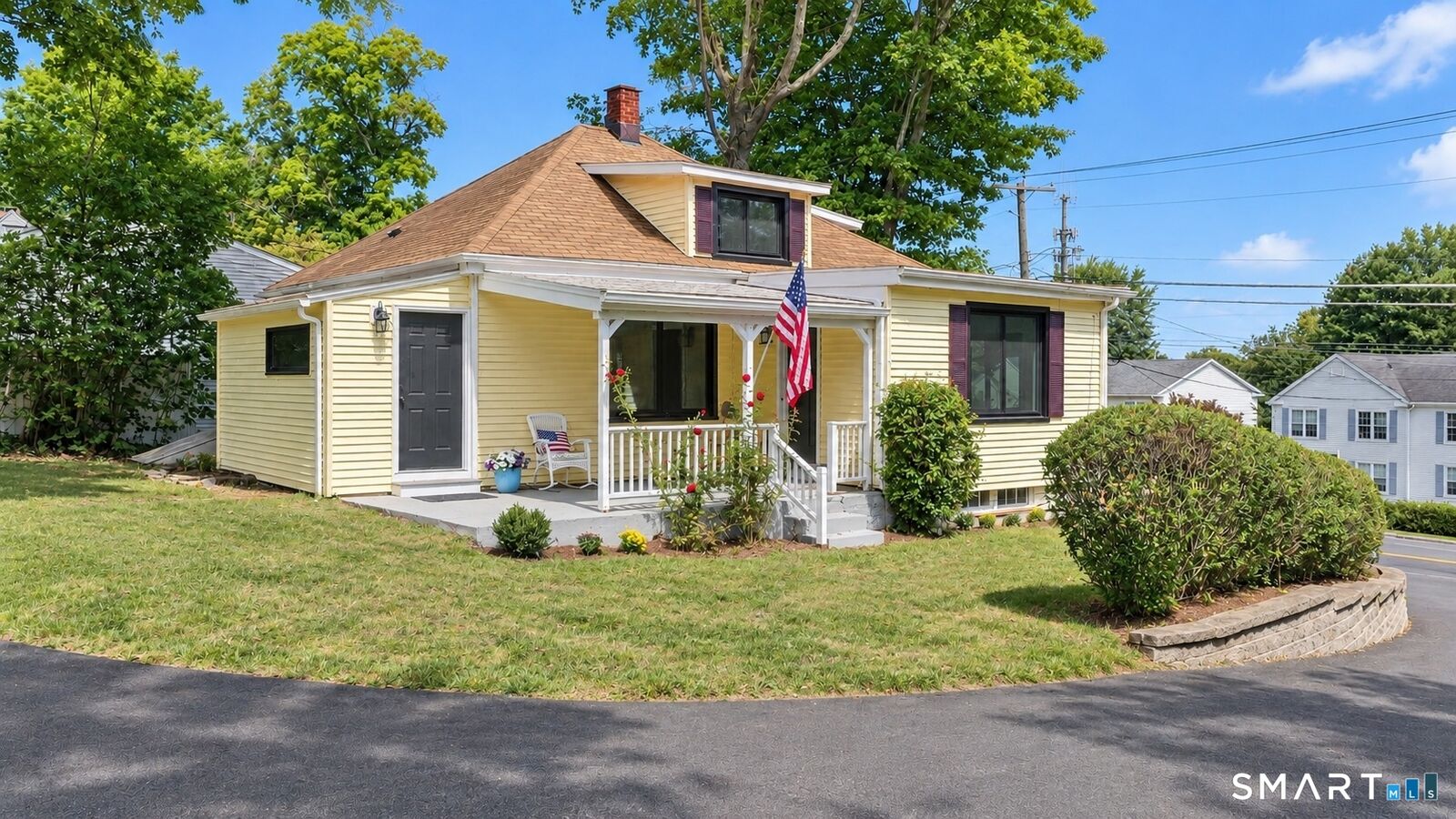 Property Photo: 5167 Main Street CT 06611
