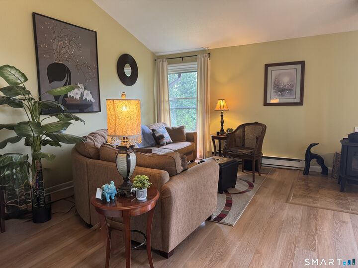 Property Photo:  8-B Country Squire Drive 8B  CT 06416 