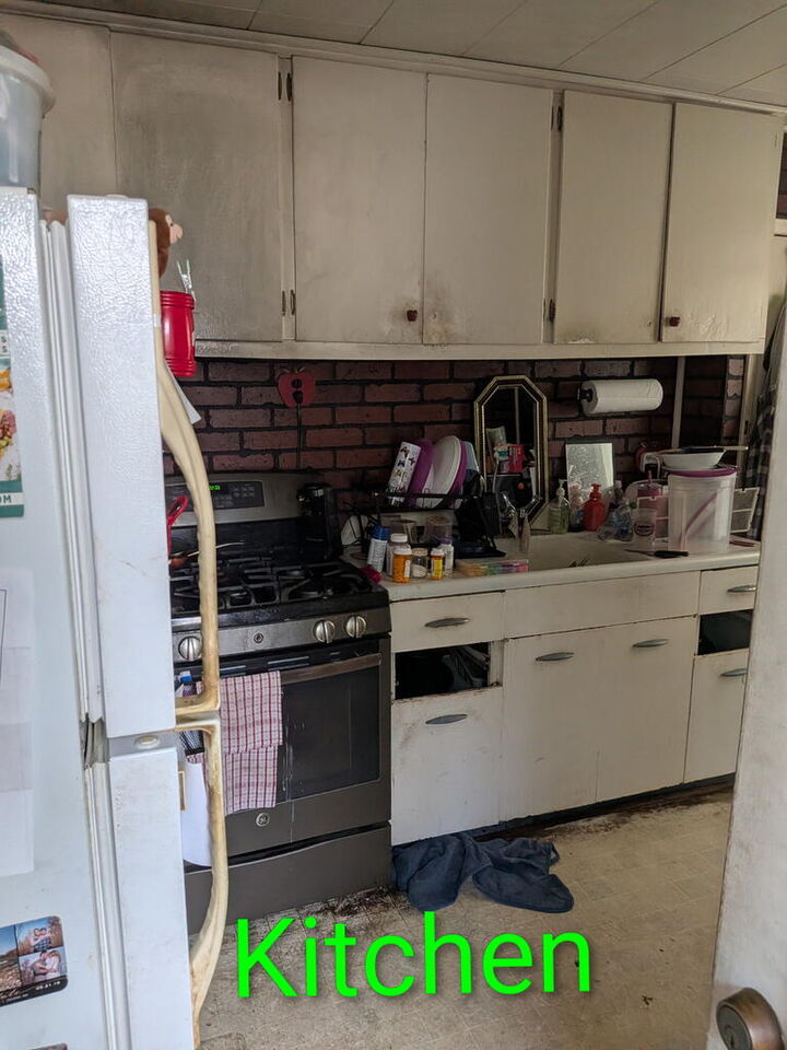 Property Photo:  1003 Clinton Street  OH 44870 