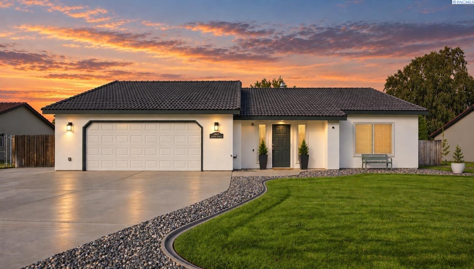 Property Photo: 5602 Aspen Dr. WA 99353