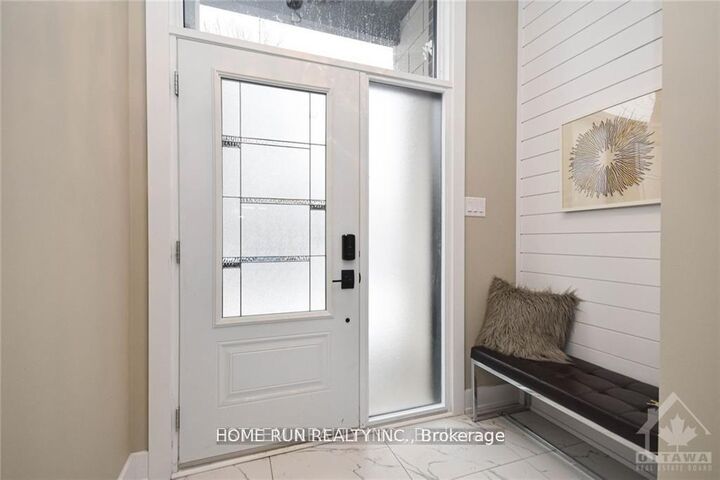 Property Photo:  314 Cyr Avenue A  ON K1L 7N7 