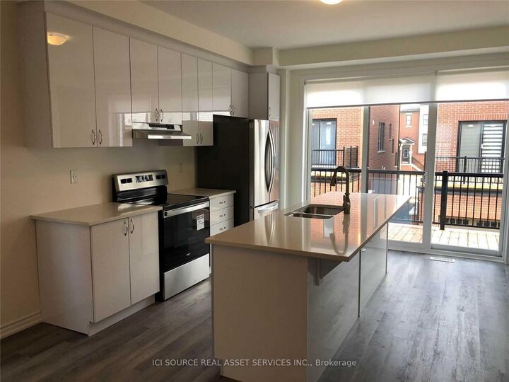Property Photo:  975 Whitlock Avenue 22  ON L9E 1S9 