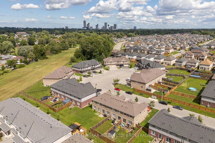Property Photo:  8073 Cole Court  ON L2G 0H8 