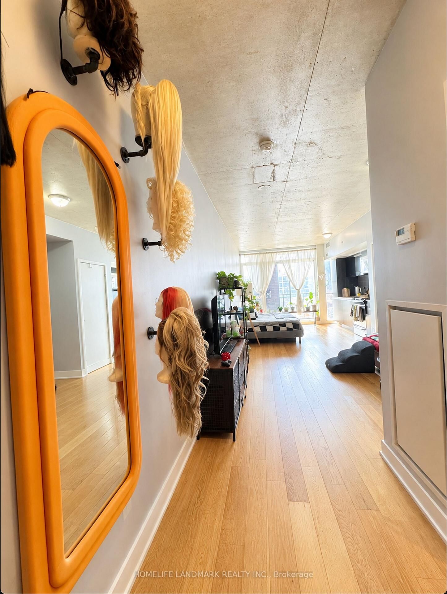 Property Photo: 1190 Dundas Street Avenue 409 ON M4M 2T1