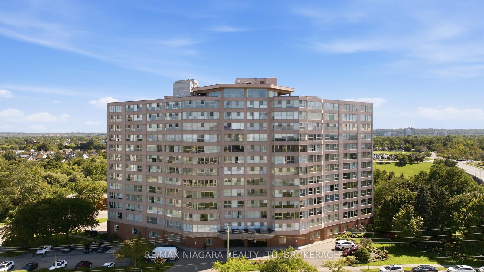 Property Photo:  7 Gale Crescent 411  ON L2R 7M8 