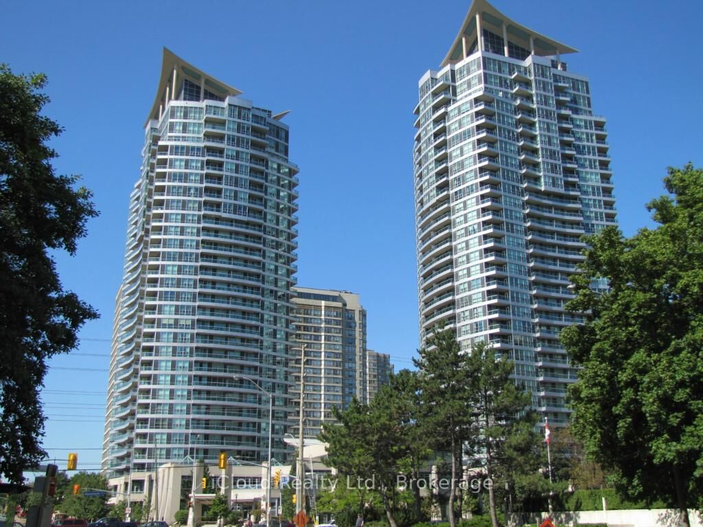 Property Photo:  33 Elm Drive 1304  ON L5B 4M2 