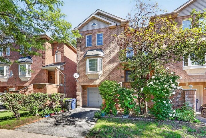 Photo de la propriété: 28 Eli Shackleton Court ON M1E 5K3