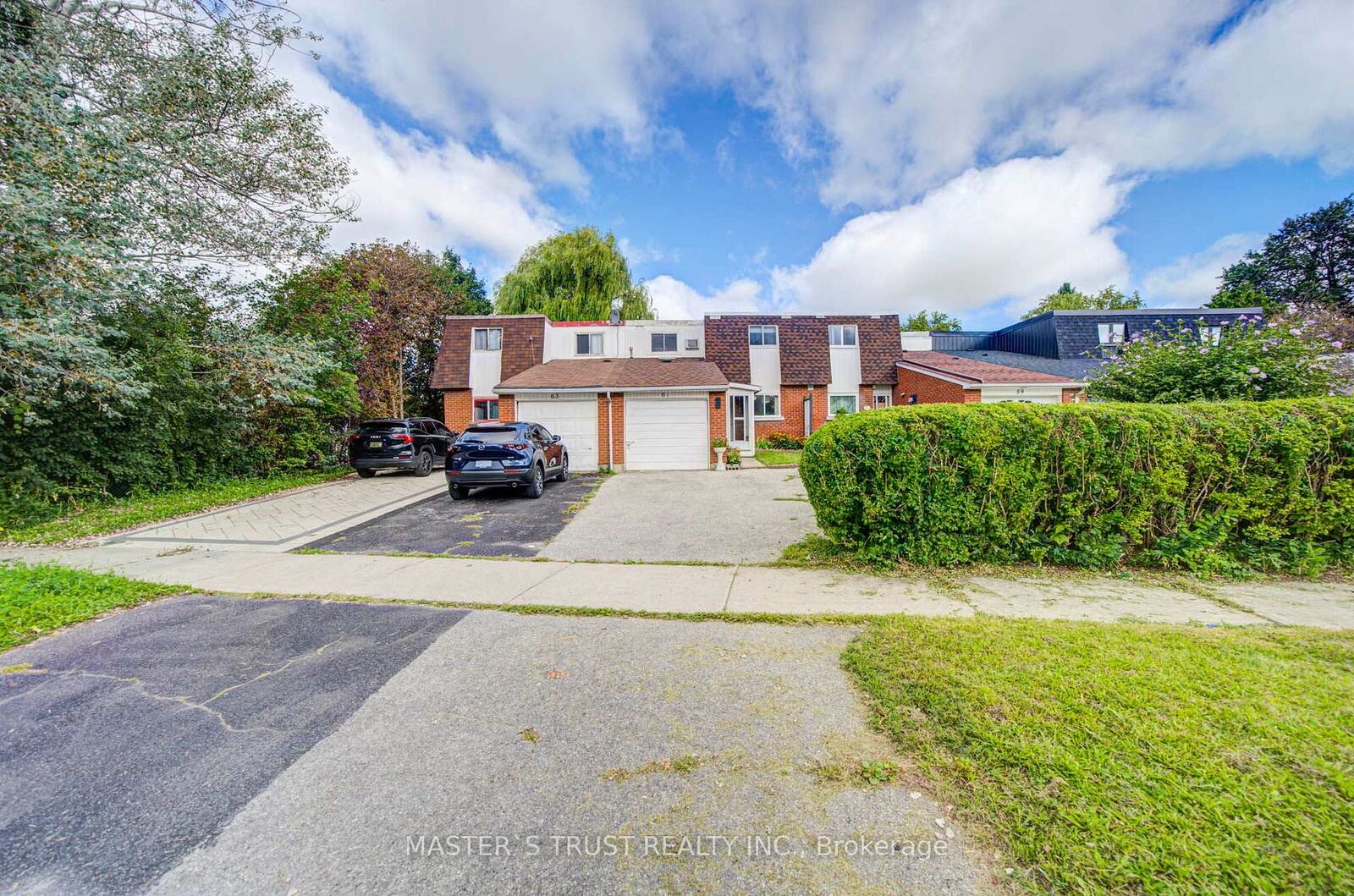 Property Photo:  61 Wiggens Court  ON M1B 1K3 