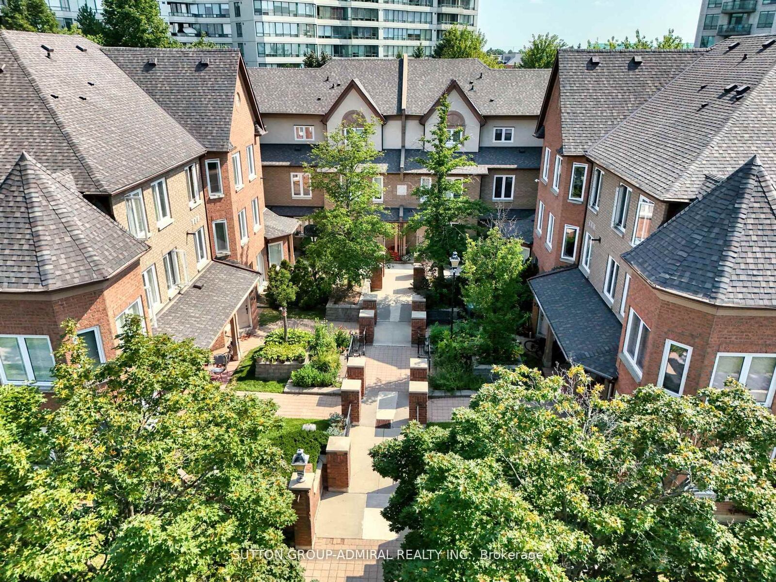 Property Photo:  735 New Westminster Drive 67  ON L4J 7Y9 
