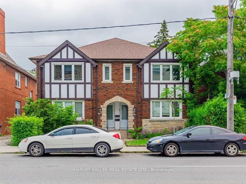 Property Photo:  989 Avenue Road Upper  ON M5P 2K9 