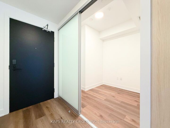 Property Photo:  115 Nipissing Road 908A  ON L9T 1R3 