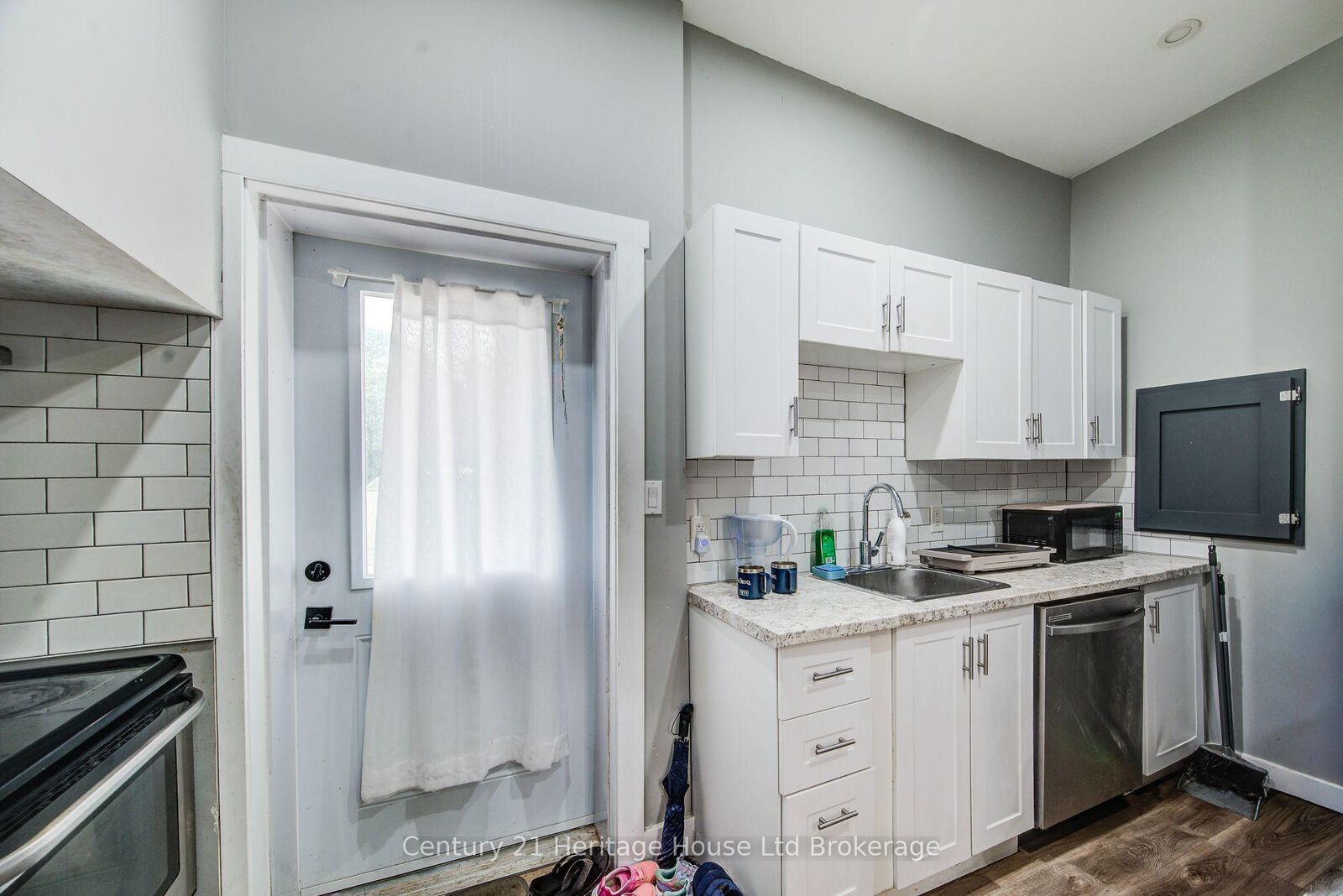 Property Photo:  59 Wilson Street 1  ON N4S 3N7 
